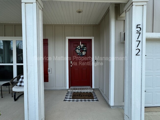 Photo - 5772 Danbury Blvd