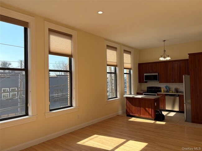 Photo - 303 Main St Unit 2-E