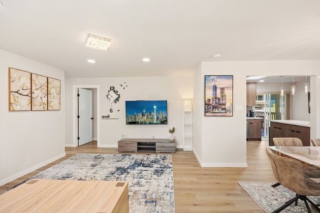 Photo - 11405 14th Ave SW