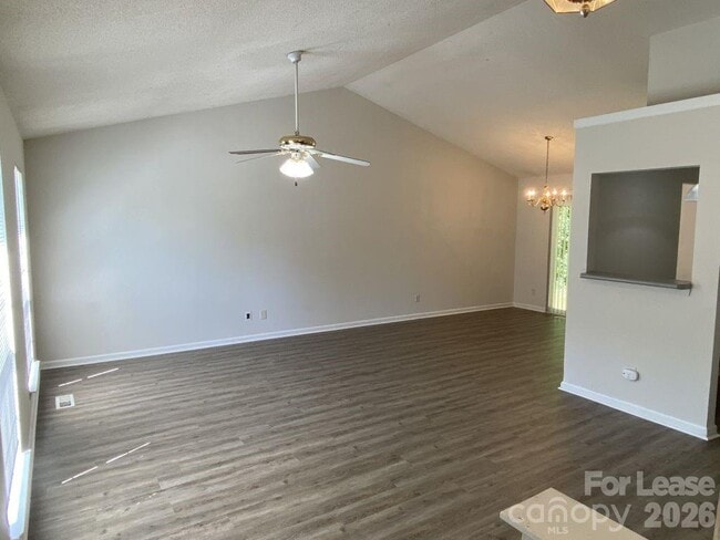 Photo - 3122 Periwinkle Ct
