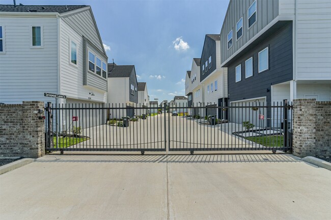 Photo - 8321 Springwood Cyn Ln
