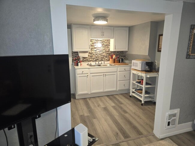 Photo - 1213 5th St Unit B