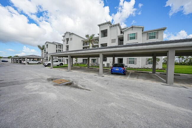 Photo - "Spacious 3-Bed with 2 Baths Condo in Prime Venice Location" Unit #208