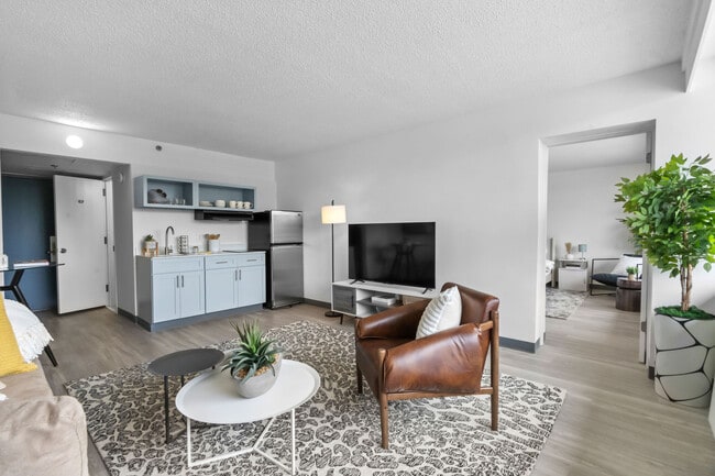 One Bedroom/Two Bathroom - Indigo