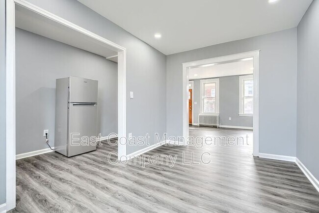 Photo - 2316 Garrett Ave