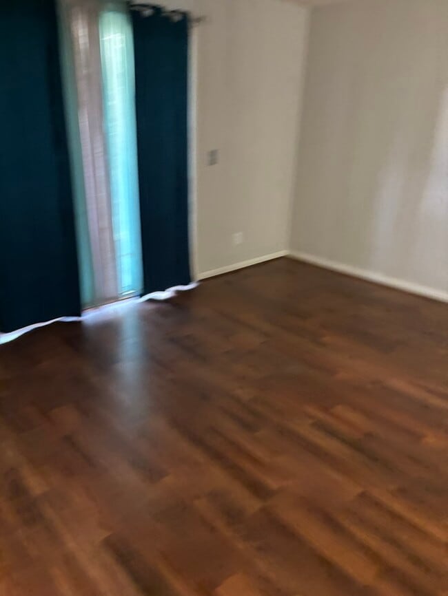 Building Photo - 1208 Bush River Rd Unit R7 Rental