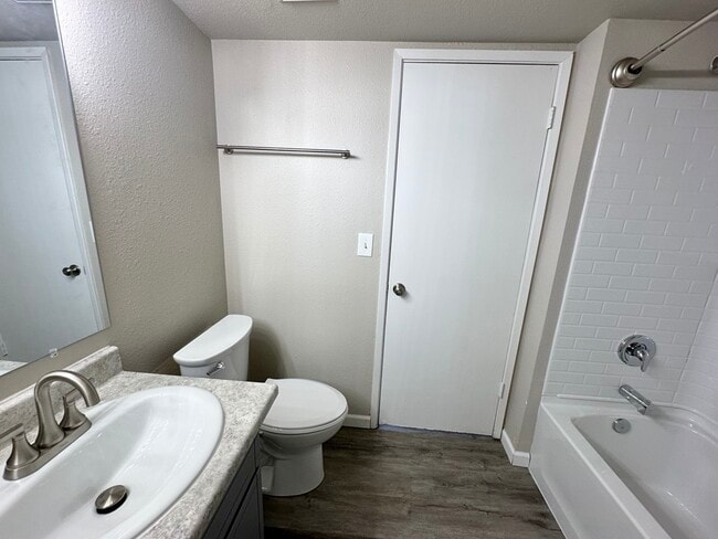 Downstairs 1x1 - Bathroom