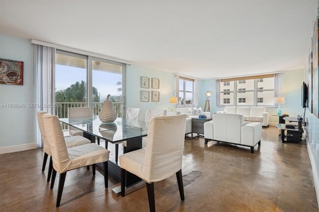 Building Photo - 1401 S Ocean Dr Unit 306