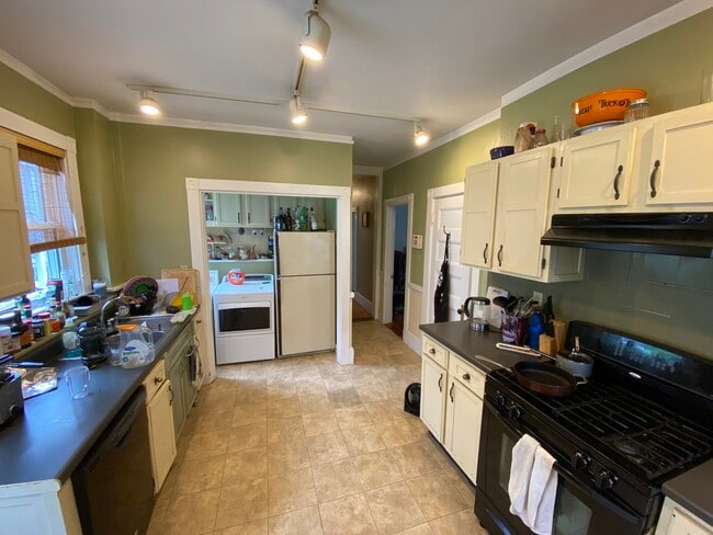 Photo - 12 Oswald St Unit 2