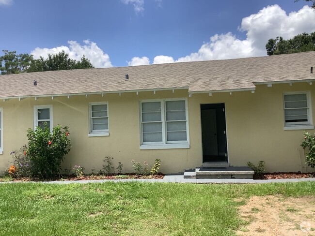 Building Photo - Two Bedroom One Bathroom - Bartow Rental