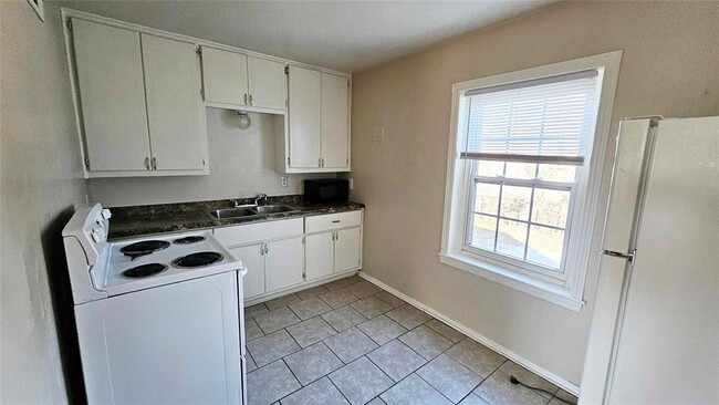 Photo - 1133 N Purdue Ave