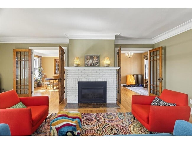 Photo - 1920 Fremont Ave S