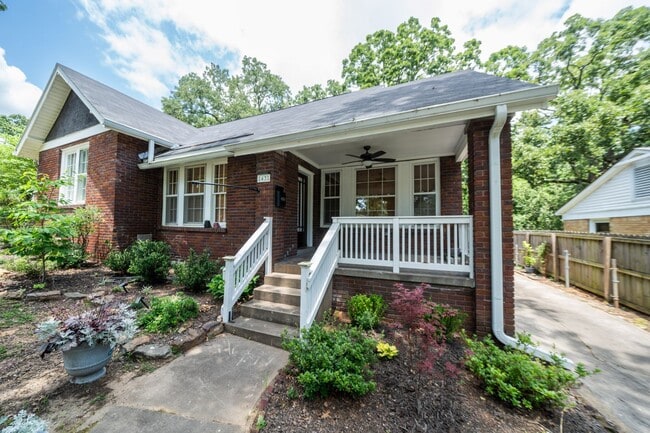 Photo - Charming home, great condition!