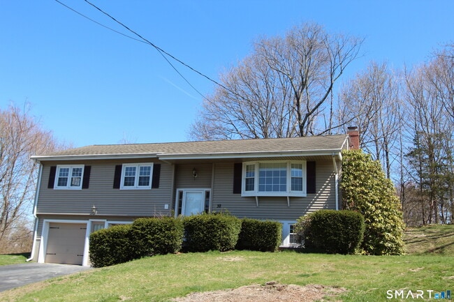 Photo - 32 Lexington Cir