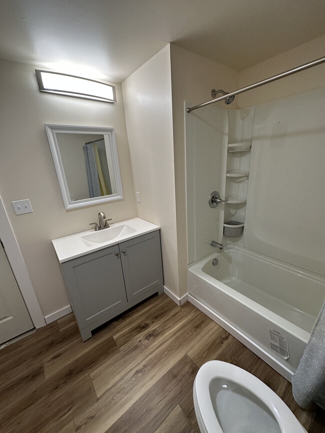 Photo - 49 13th St Unit 1