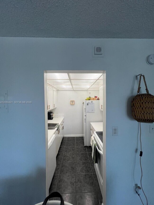 Photo - 2350 NE 135th St Unit 208