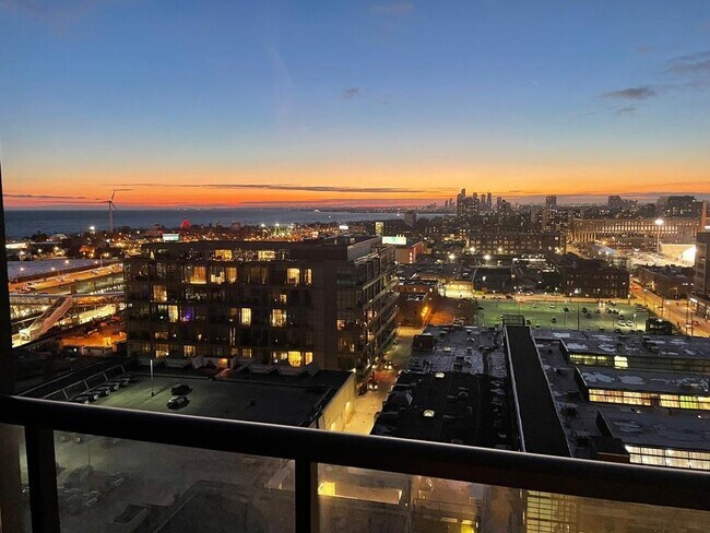 Photo - 135 E Liberty St Unit 1404