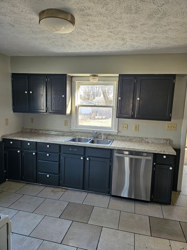 EHA Approved 3 Bed 2bathroom home Rental House Rental in Evansville