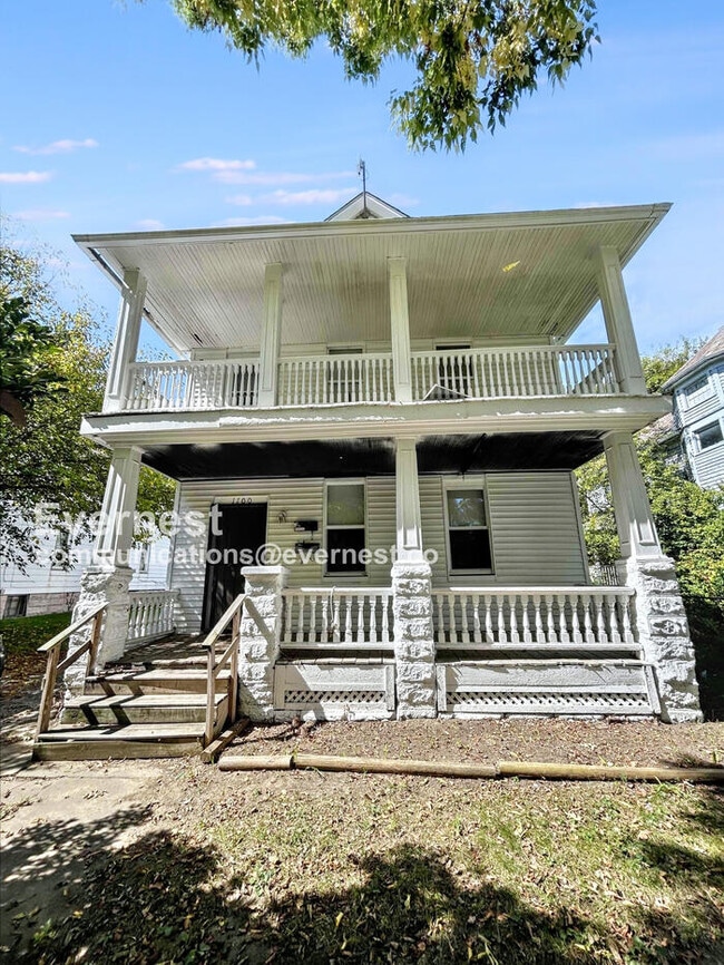 Building Photo - 1100 E 74th St Rental