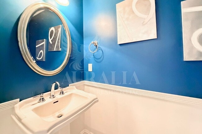Photo - 7754 ACC Blvd