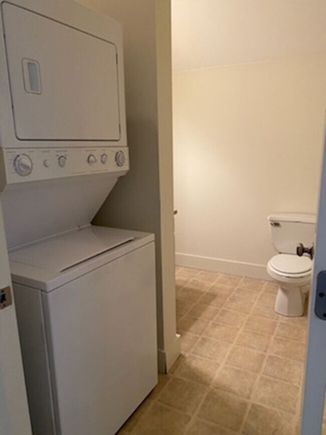 Photo - 1117 N College Ave Unidad #A