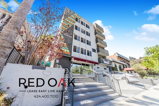Photo - 1757 N Orange Dr Unit 202