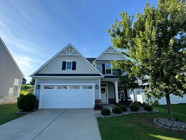 Building Photo - Stylish Living in Riverstone
