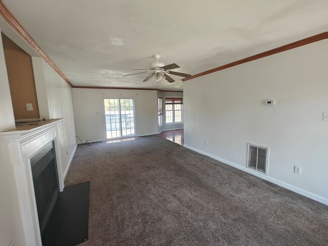 Photo - 4037 Birdbrook Dr
