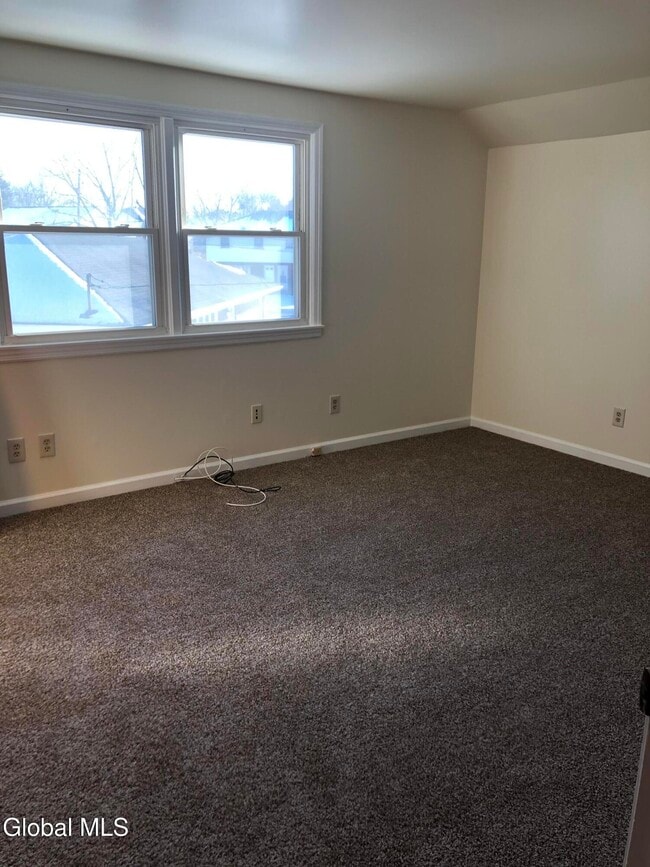 Photo - 34 Swayze Dr