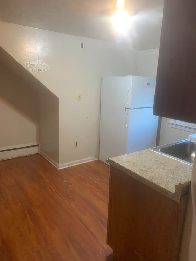 Photo - 268 Weber Ave Unit 2 - Second Floor