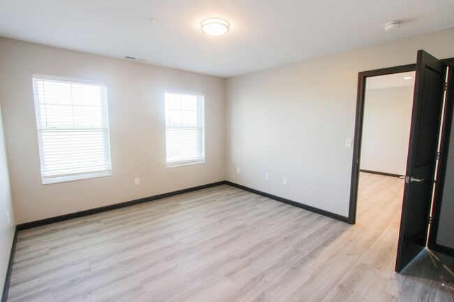 Photo - New! Beautiful 1 Bed, 1 Bath Apartment in ... Unit 2010-202
