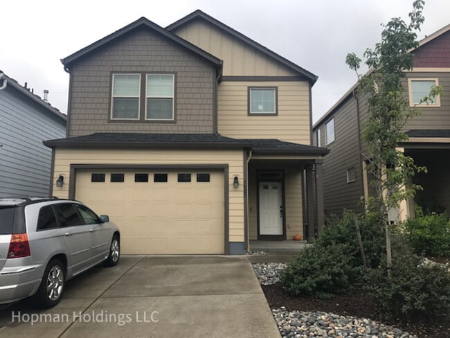 Building Photo - 7429 NE 58th Way