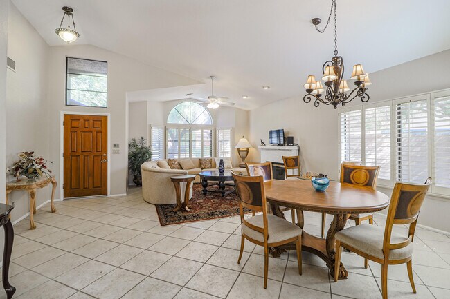 Photo - 15629 N 51st St