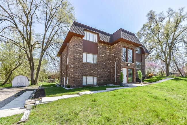 Building Photo - 9275 Brookside Dr Unit A Rental