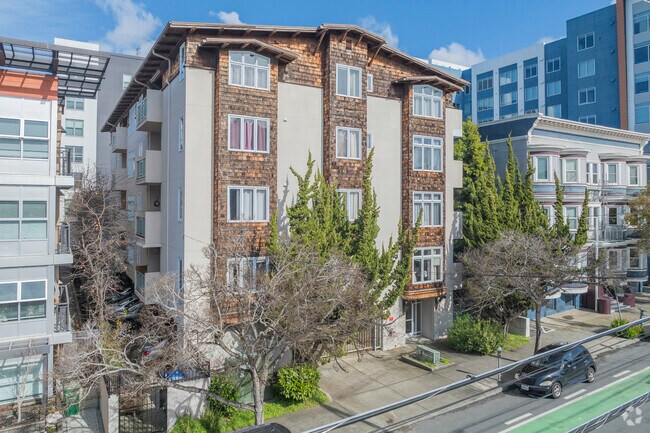 Photo - 2029 Channing Way