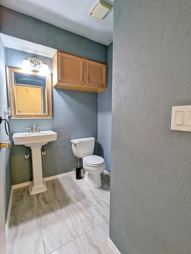 Photo - 2BD/1.5BA Twnhse Style Forestedge Condo on... Unit 26