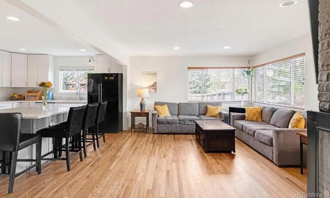 Photo - 10490 W Dakota Ave