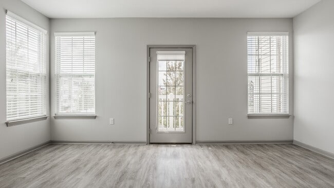 Photo - The Avenue at Polaris Apartments