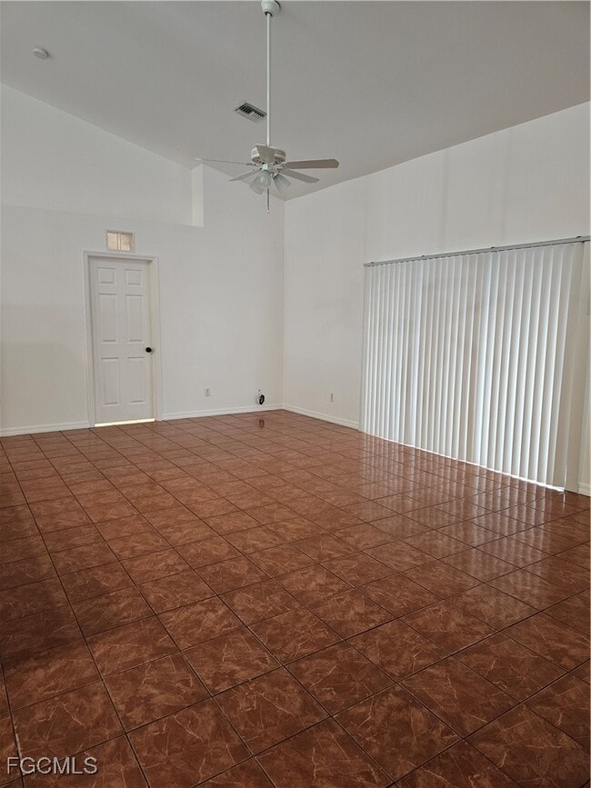 Photo - 2511 Sunniland Blvd