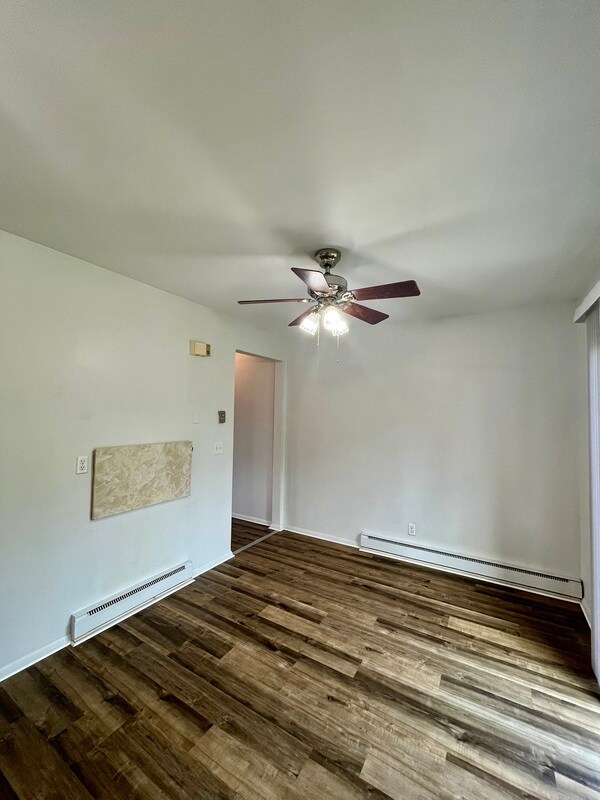 Photo - 765 N Macomb St