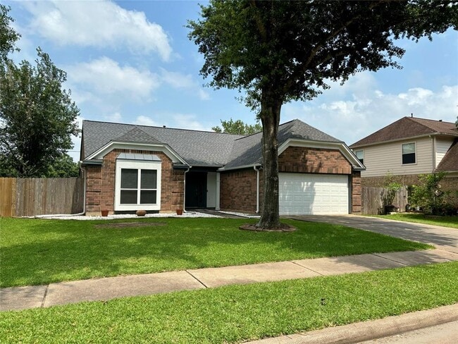 Photo - 3909 Ashwood Dr Casa