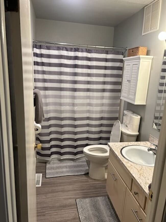 Photo - Furnished 1 Bed / 1 Bath – All Utilities Included