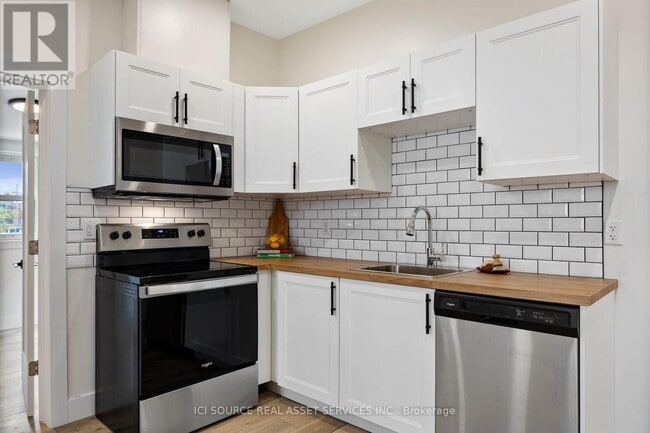 Photo - 304 Lincoln Rd Unité 3