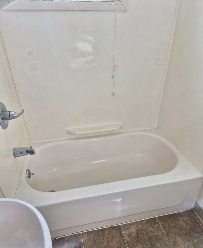 Photo - 212 Sycamore St