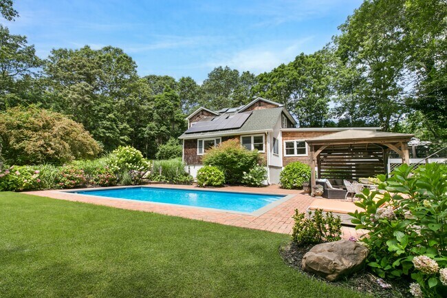 Photo - 12 Bob White Dr