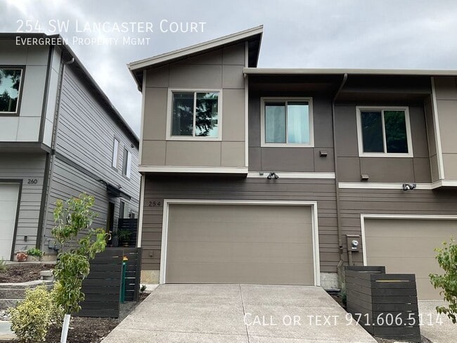 Building Photo - 254 SW Lancaster Ct