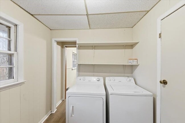 Photo - 8435 Campbellton Fairburn Rd