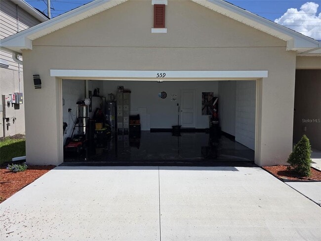 Photo - 559 Wayland Dr