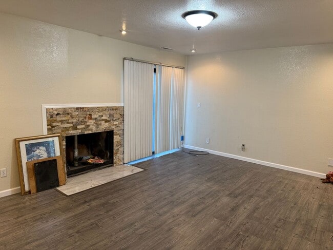 Photo - 90 Meadow Terrace