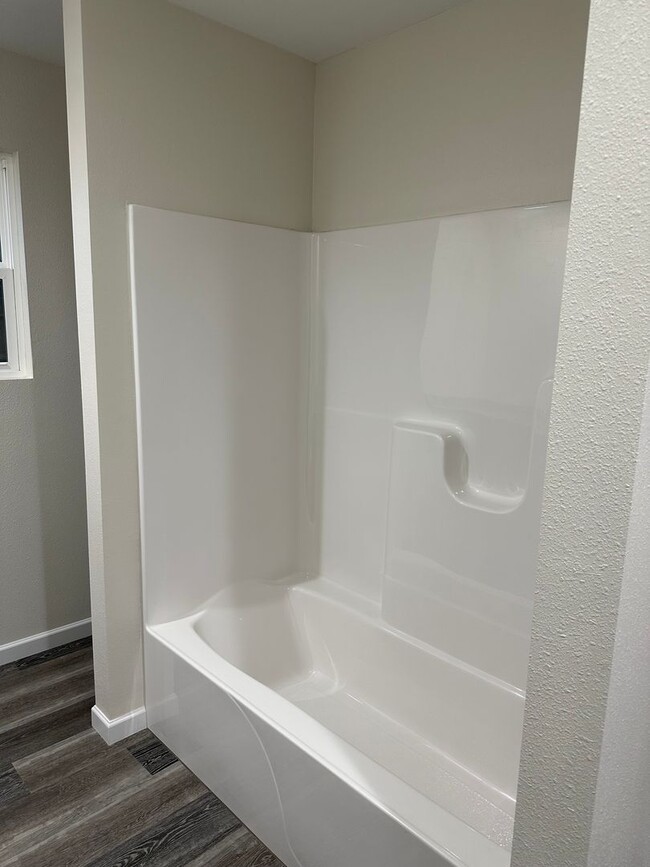 Photo - 1001 E 5th St Duplex Unidad 1001 E 5th St A